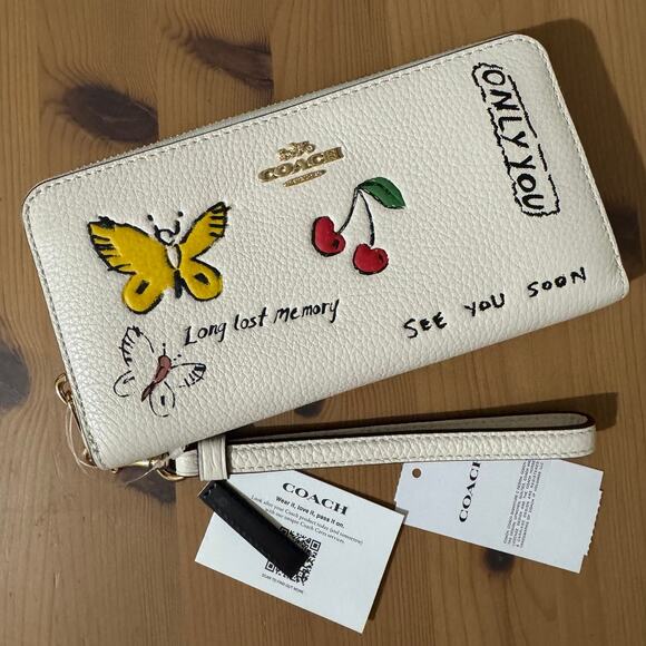 ❤️ Coach Long Zip Around Wallet With "Only You" Sketch Print - Picture 6 of 10